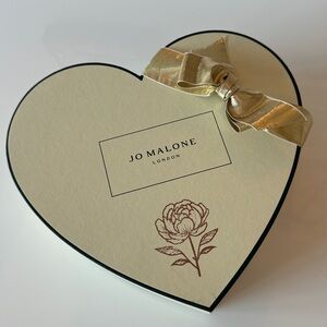 Limited Edition Jo Malone Empty Heart Gift Storage Box Ribbon Tissue